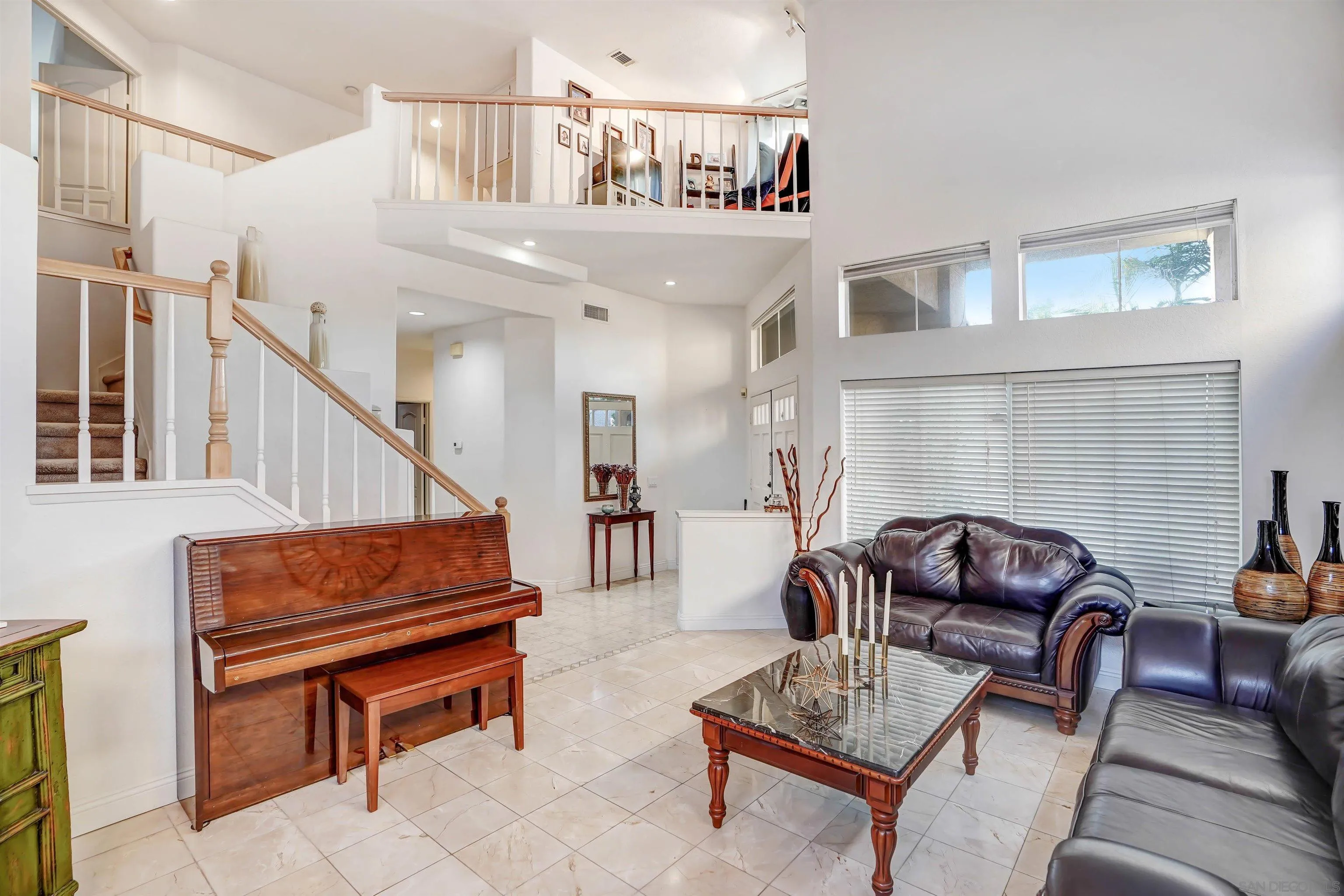 7943 Prairie Shadow Road San Diego, CA 92126 - Photo 6 of 24 Gallery Image 6