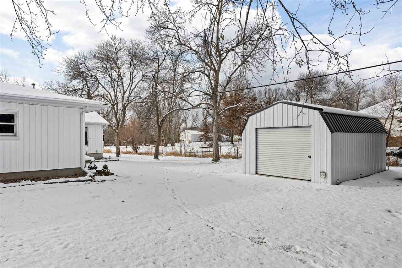 695 South Troy Road Robins, IA 52328 - Photo 37 of 45 Gallery Image 37