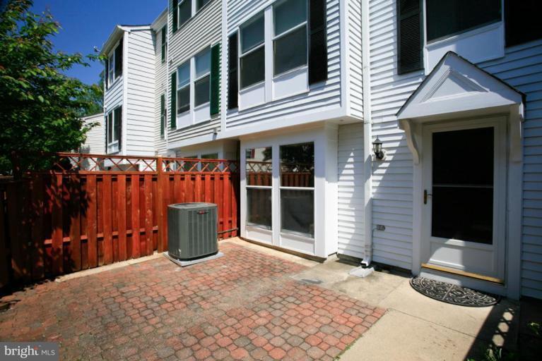11220 Legato Way Silver Spring, MD 20901 - Photo 2 of 15 Patio