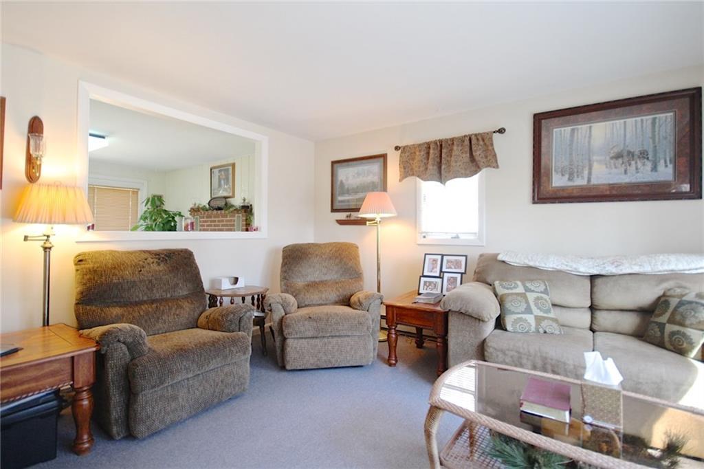 1 Wood Pond Road Brunswick, ME 04011 - Photo 10 of 31 Living room
