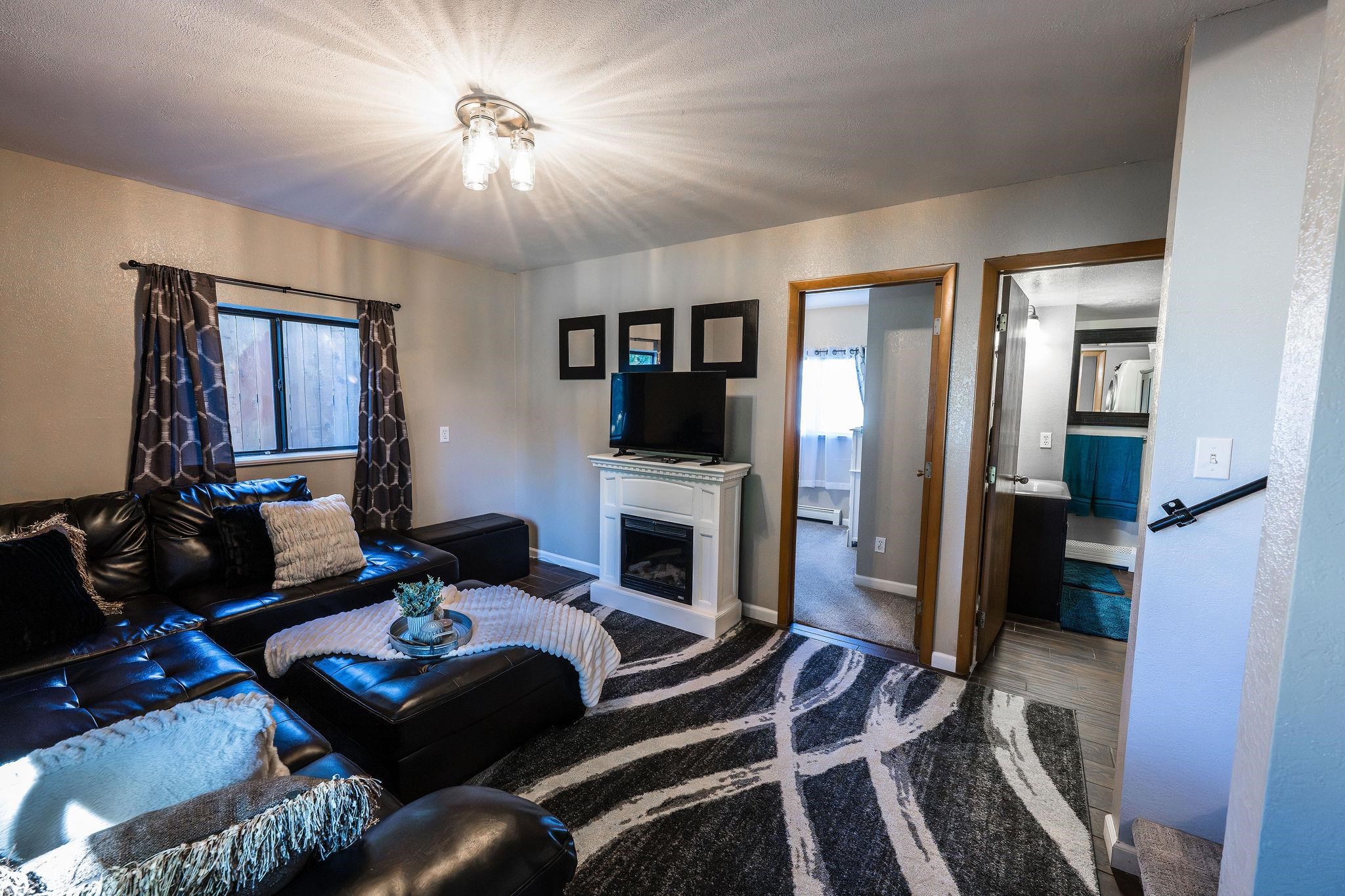 3283 Shadow Ridge Court Clifton, CO 81520 - Photo 5 of 28 Gallery Image 5