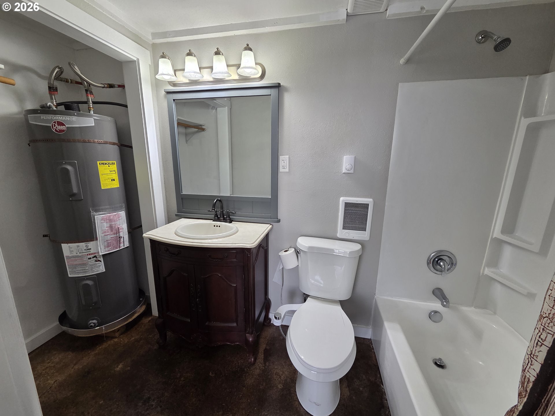 10855 Kubin Road Southeast Lyons, OR 97358 - Photo 42 of 47 Guest Quarters