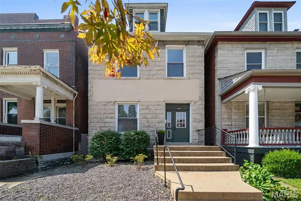 $400,000 | 4036 Flad Avenue, St. Louis, MO 63110