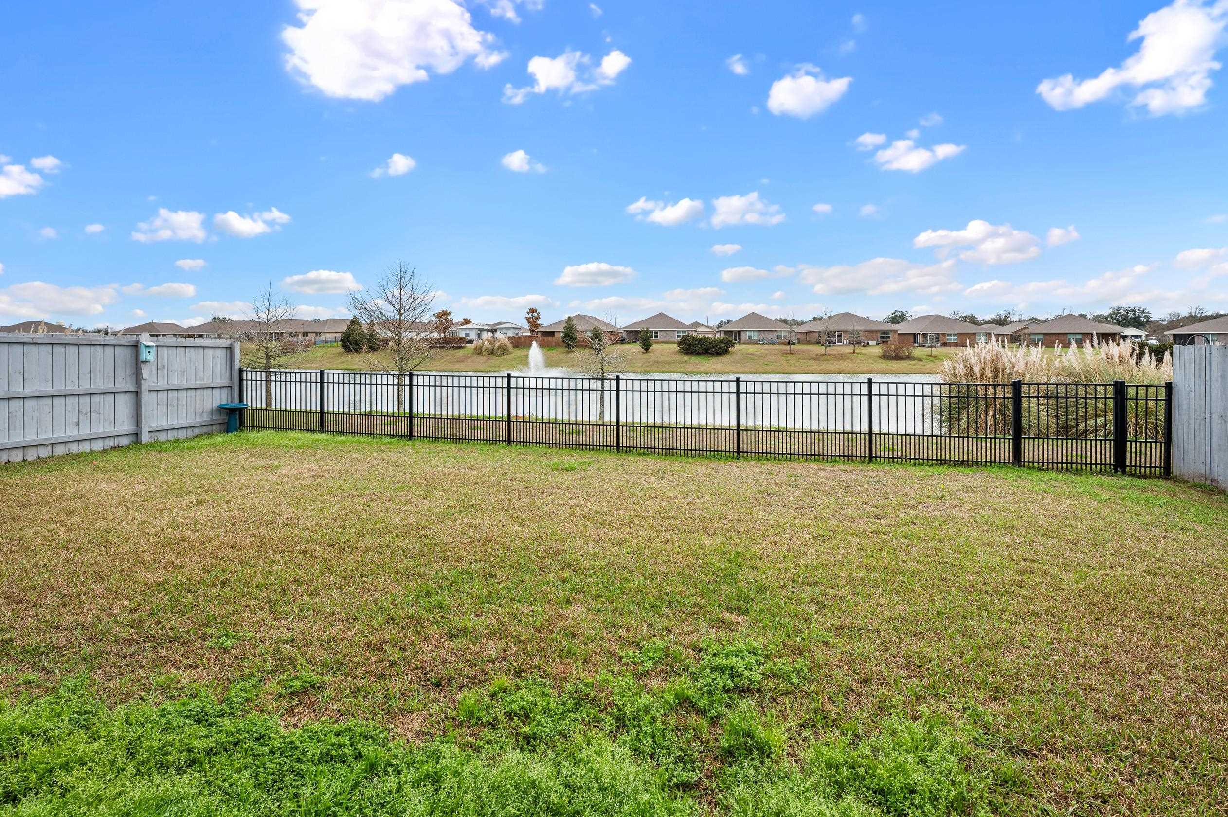 8161 Irwin Loop Daphne, AL 36526 - Photo 29 of 32 Yard