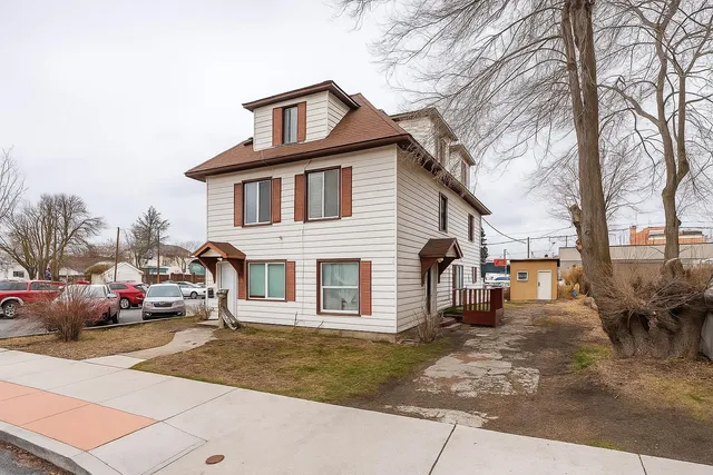 $450,000 | 3011 East Queen Avenue, Spokane, WA 99217