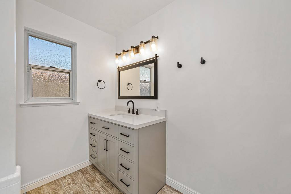 3517 Ronk Way Sacramento, CA 95821 - Photo 48 of 88