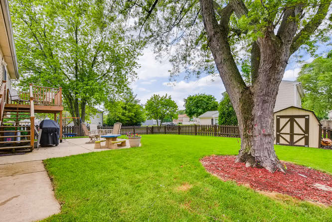 675 Rodenburg Road Roselle, IL 60172 - Photo 19 of 20