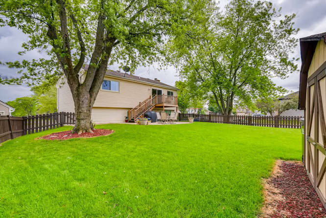 675 Rodenburg Road Roselle, IL 60172 - Photo 20 of 20