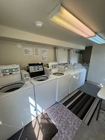 $1,645 | 25 State Street, Unit 1, Marblehead, MA 01945