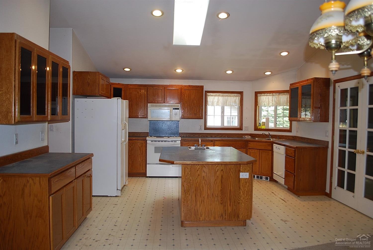 56205 Black Duck Road Bend, OR 97707 - Photo 12 of 23 Additional Photo
