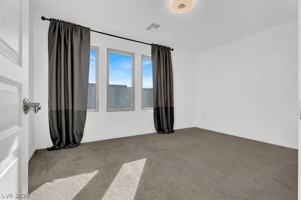 $3,500 | 8028 Haywood Estate Avenue, Las Vegas, NV 89113
