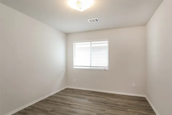 $1,900 | 8638 Doris Oaks Circle, Houston, TX 77028