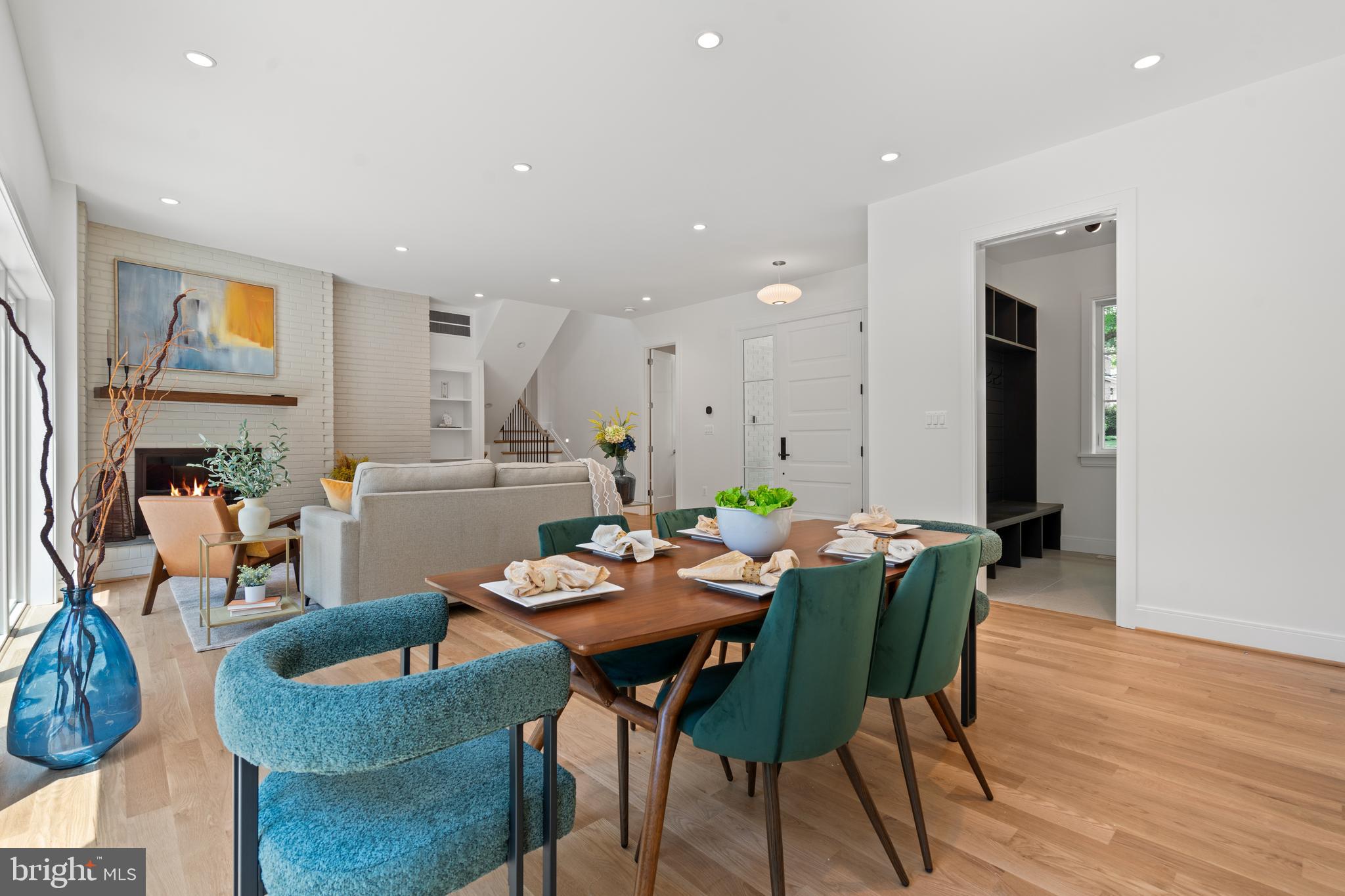 4806 Grantham Avenue Chevy Chase, MD 20815 - Photo 13 of 66