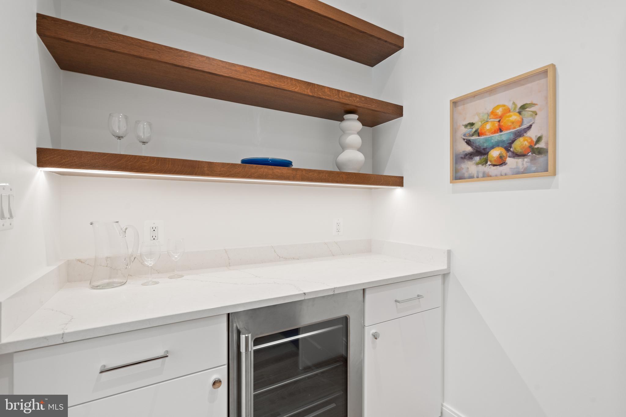 4806 Grantham Avenue Chevy Chase, MD 20815 - Photo 19 of 66