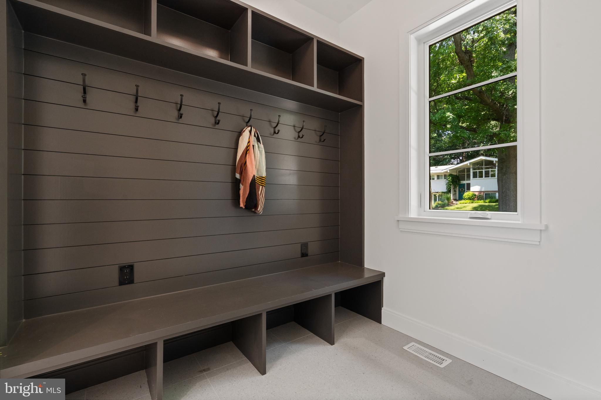 4806 Grantham Avenue Chevy Chase, MD 20815 - Photo 21 of 66