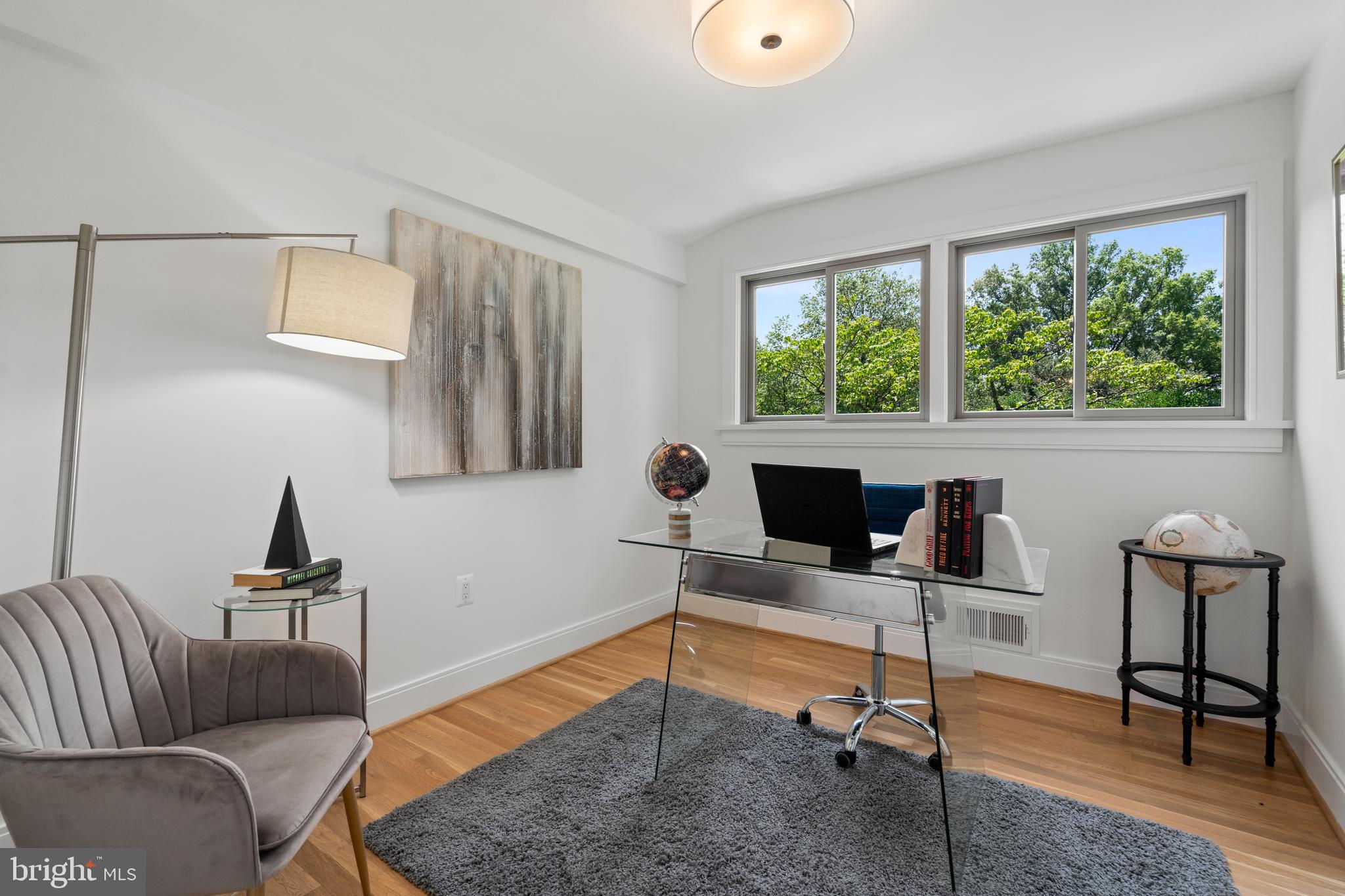 4806 Grantham Avenue Chevy Chase, MD 20815 - Photo 27 of 66