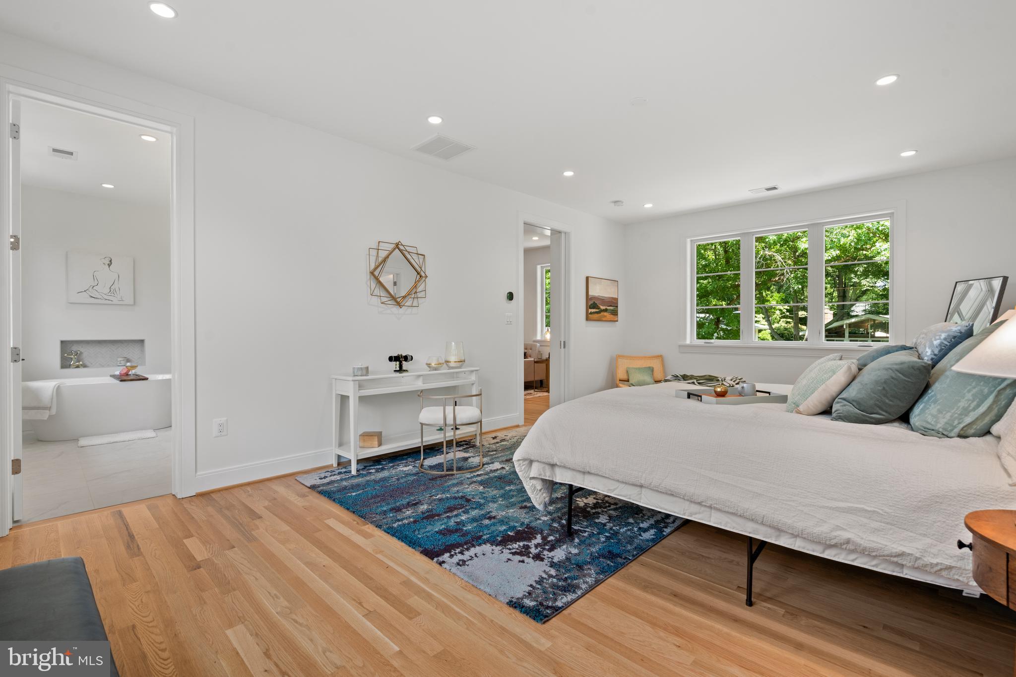 4806 Grantham Avenue Chevy Chase, MD 20815 - Photo 39 of 66