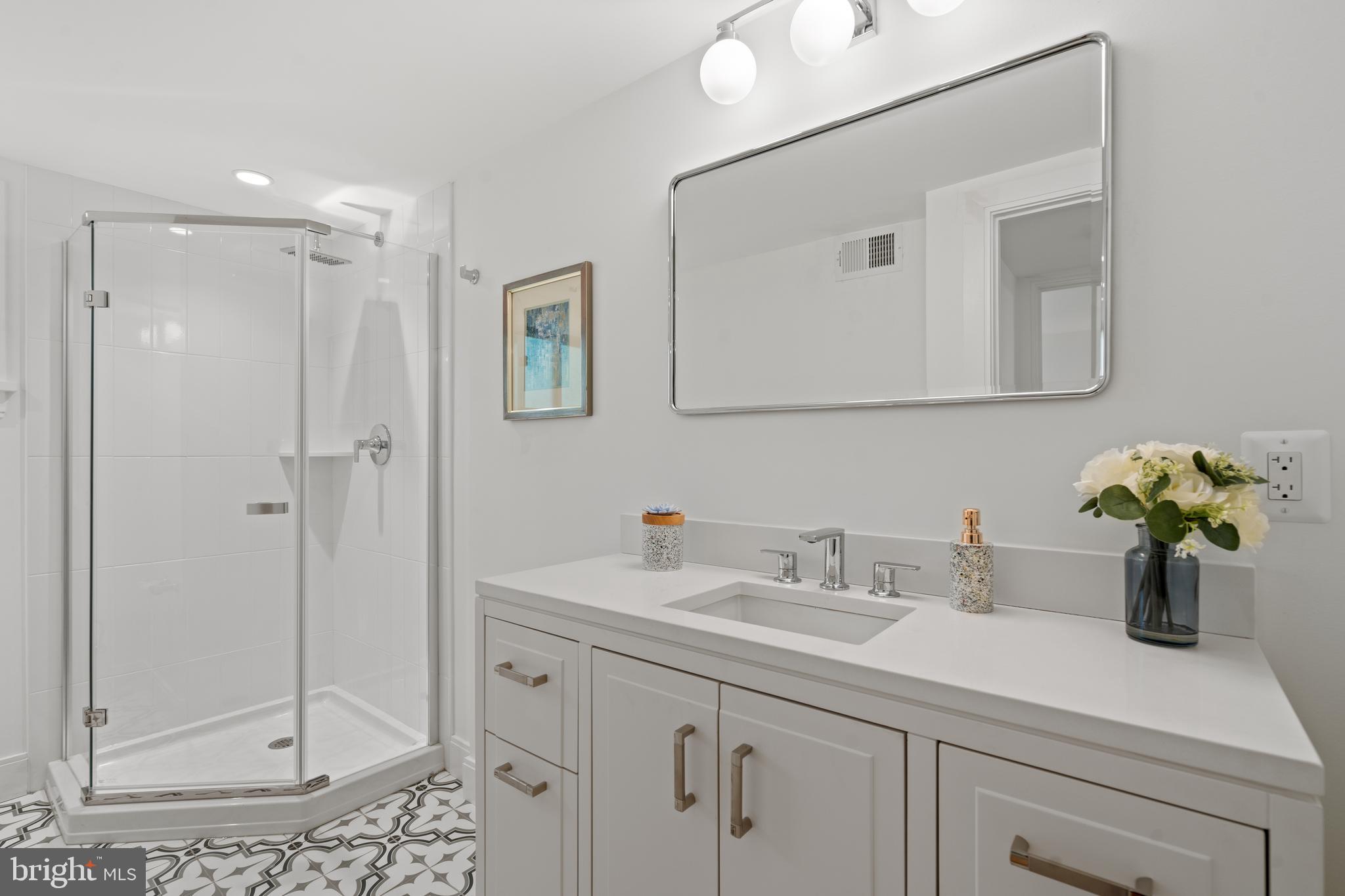 4806 Grantham Avenue Chevy Chase, MD 20815 - Photo 51 of 66