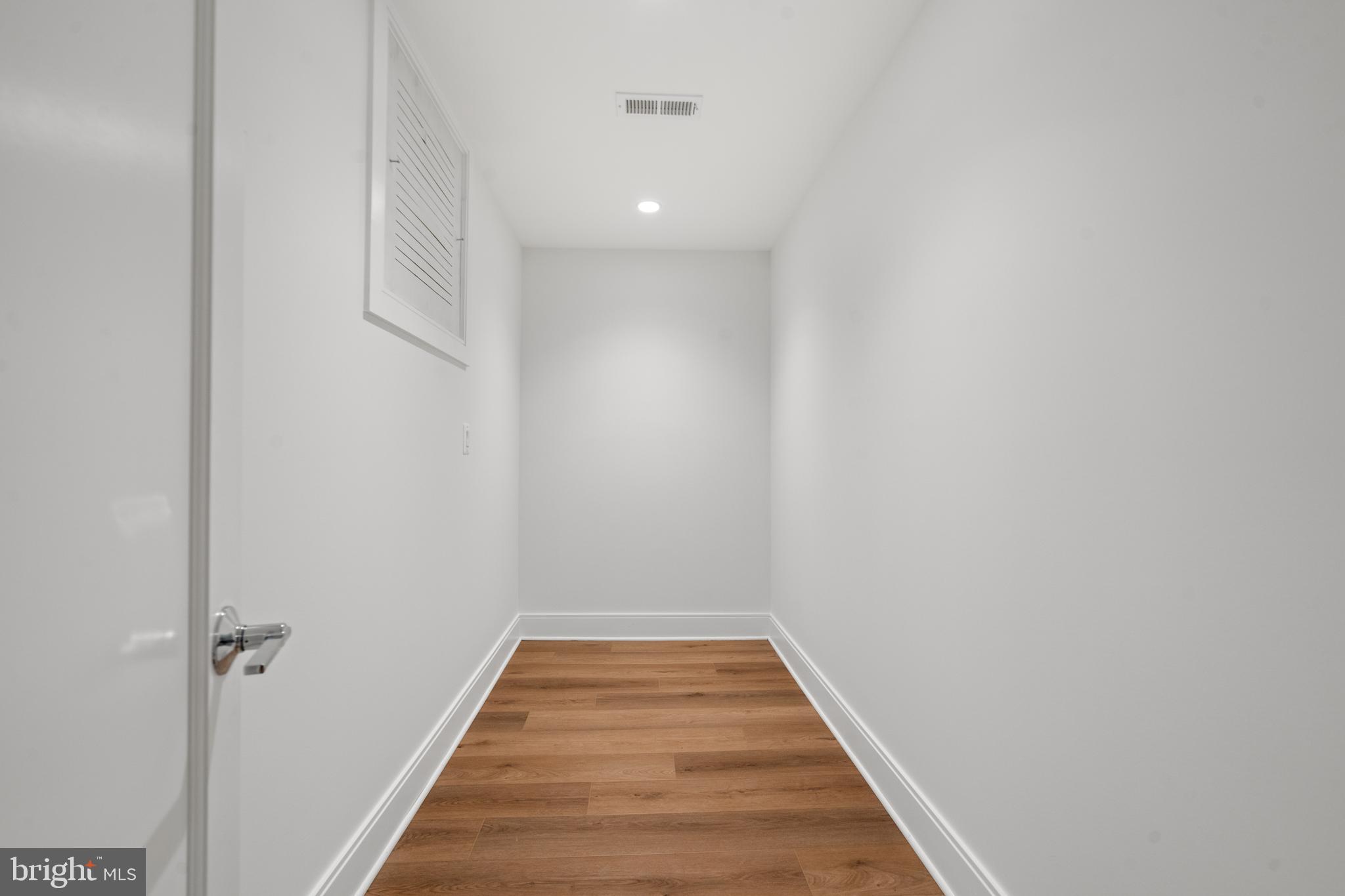 4806 Grantham Avenue Chevy Chase, MD 20815 - Photo 55 of 66