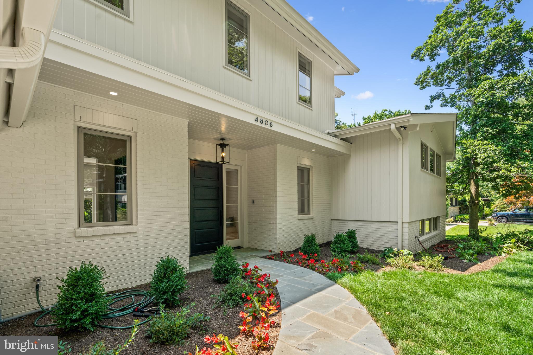 4806 Grantham Avenue Chevy Chase, MD 20815 - Photo 7 of 66