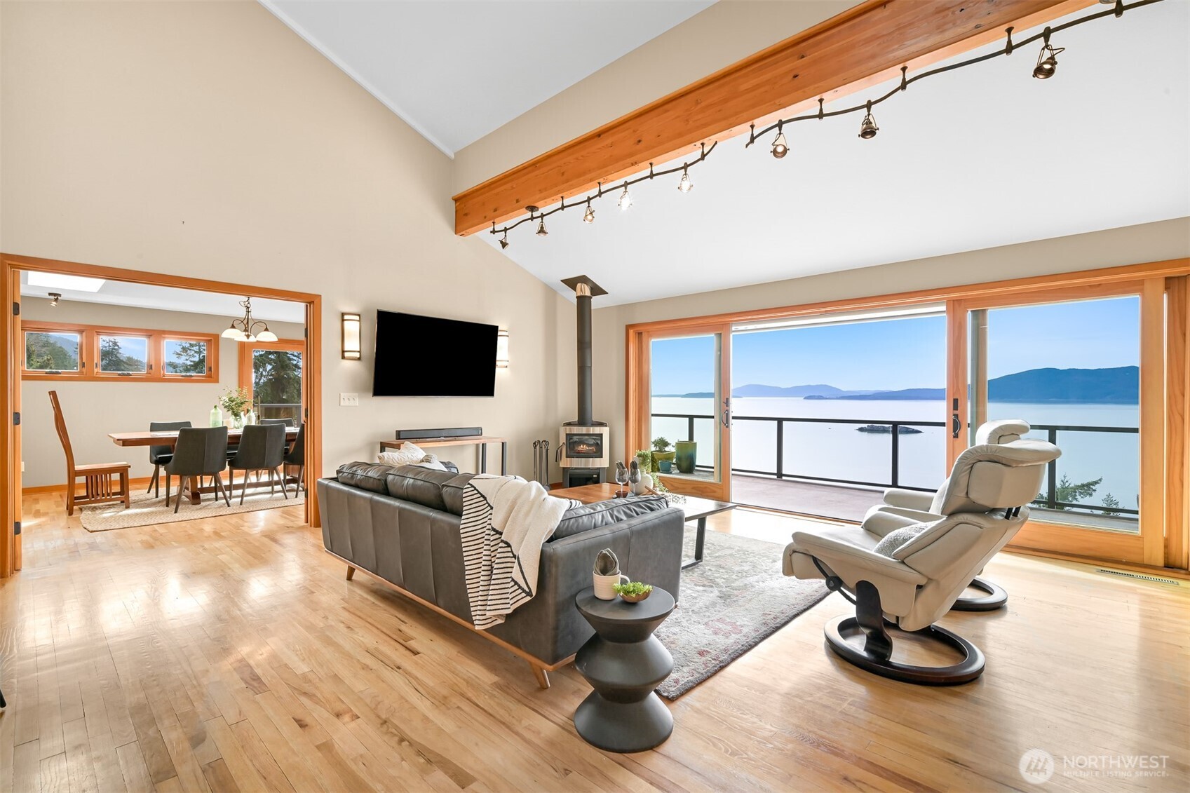 1317 Chuckanut Drive Bellingham, WA 98229 - Photo 2 of 40