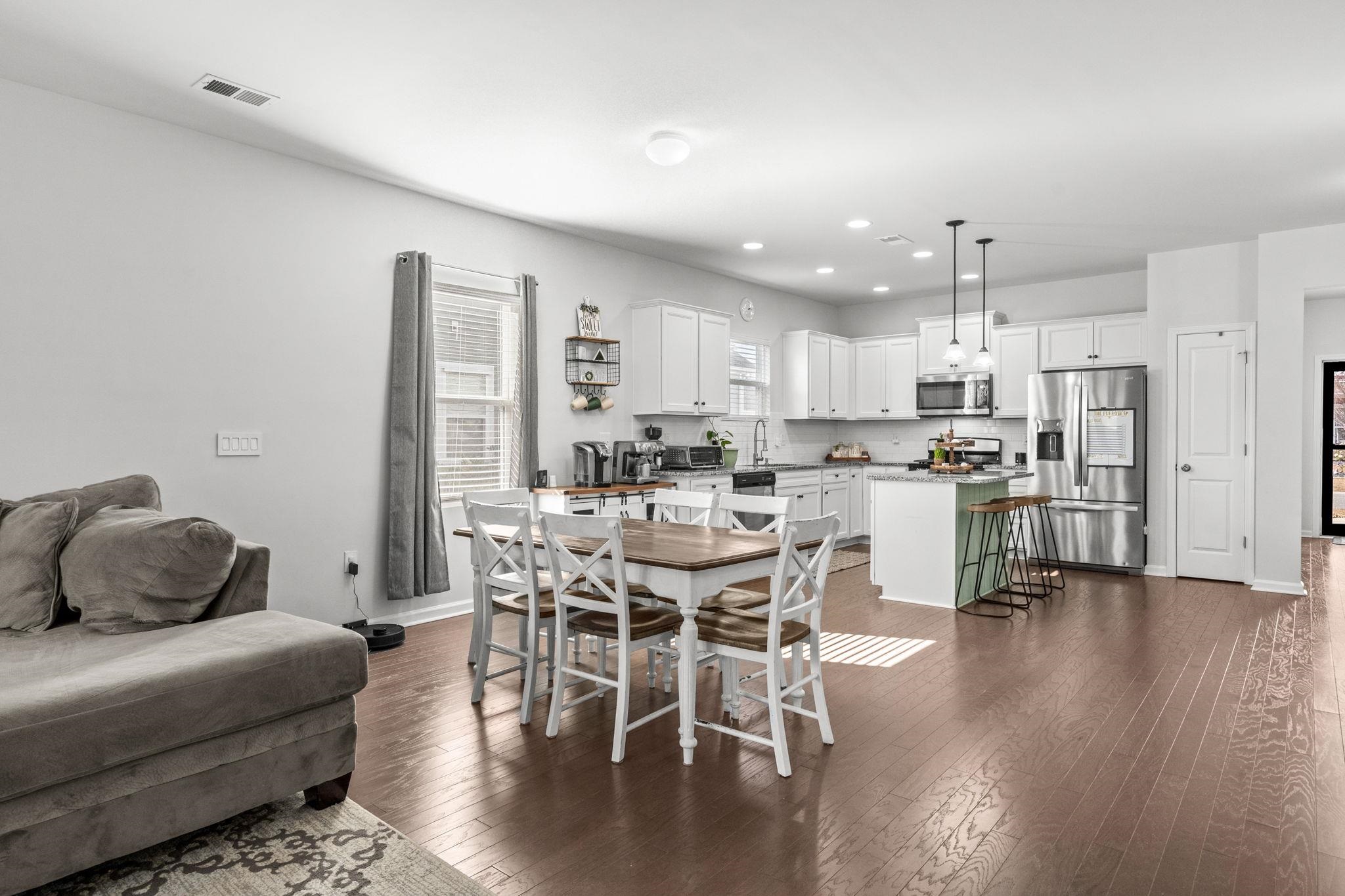 877 Wild Leaf Loop Conway, SC 29526 - Photo 9 of 42