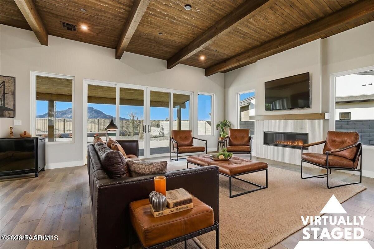 5646 Meridian Court Prescott, AZ 86305 - Photo 4 of 46 Living Room - 5646 Meridian Court