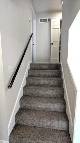 $175,000 | 13952 Falkirk Circle, Grandview, MO 64030