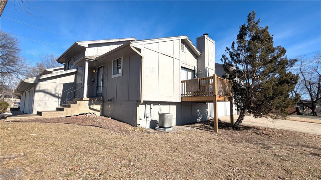 13952 Falkirk Circle Grandview, MO 64030 - Photo 2 of 40