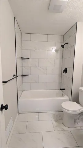 $175,000 | 13952 Falkirk Circle, Grandview, MO 64030