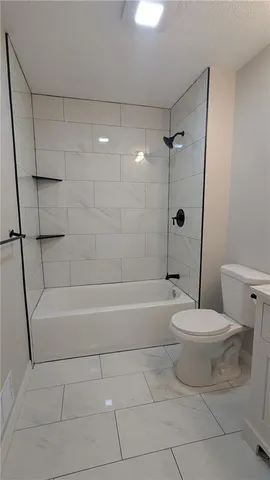 $175,000 | 13952 Falkirk Circle, Grandview, MO 64030