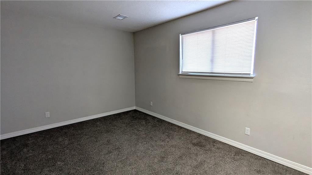 13952 Falkirk Circle Grandview, MO 64030 - Photo 29 of 40