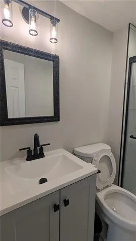 $175,000 | 13952 Falkirk Circle, Grandview, MO 64030