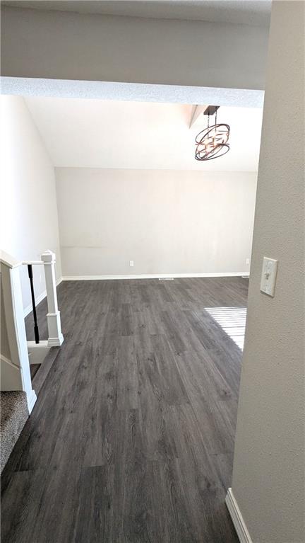 13952 Falkirk Circle Grandview, MO 64030 - Photo 5 of 40