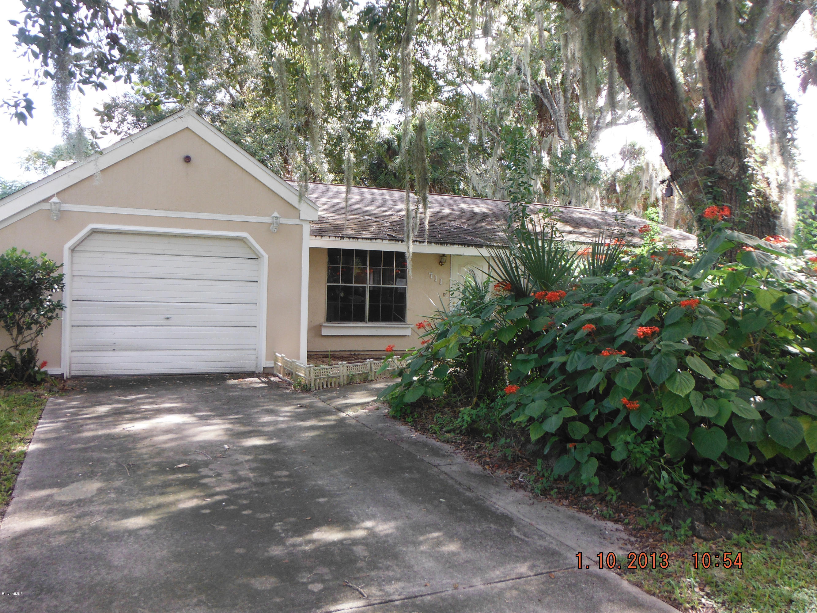 711 Riviera Drive Northeast Palm Bay, FL 32905 - Photo 1 of 12 DSCF3011