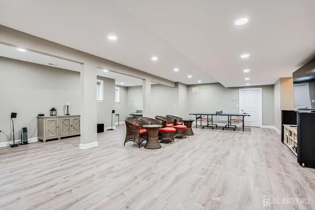 $1,900,000 | 2 Eagle Court, Monmouth Junction, NJ 08852