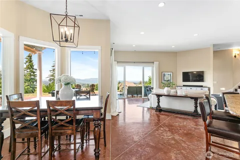 $2,575,000 | 1880 Vineyard Place, Bellingham, WA 98226