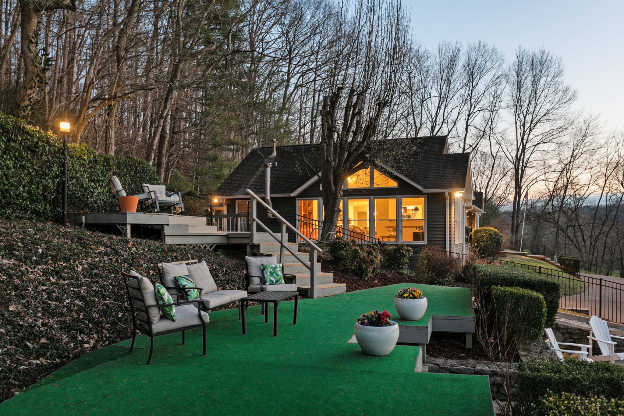 754 High Point Ridge Road Franklin, TN 37069 - Photo 46 of 53 a garden view with a seating space