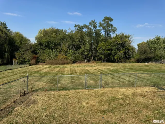 $1,100 | 2826 West 47th Street, Davenport, IA 52806