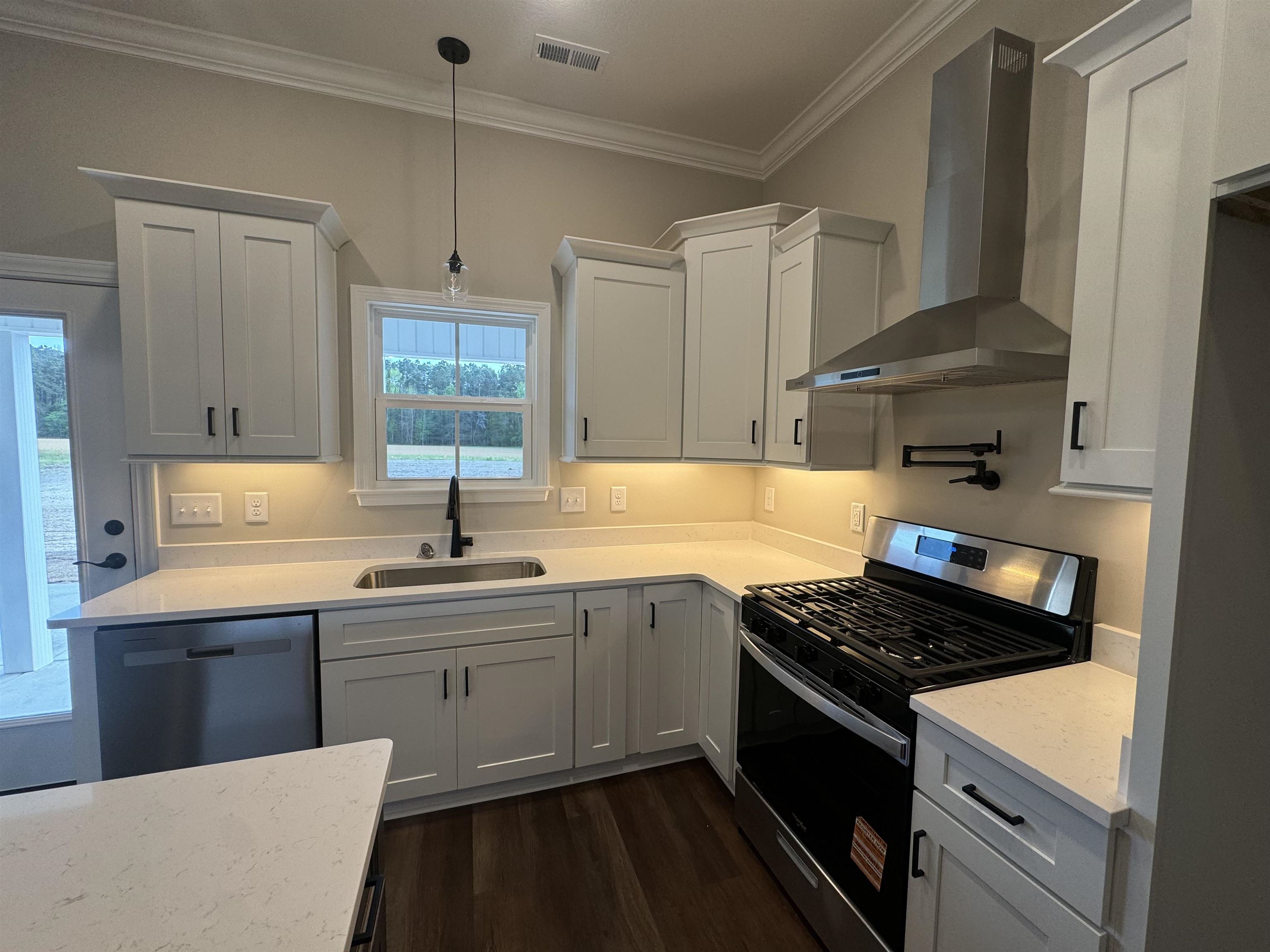 1754 Vereen Road Aynor, SC 29511 - Photo 7 of 16 Gallery Image 7