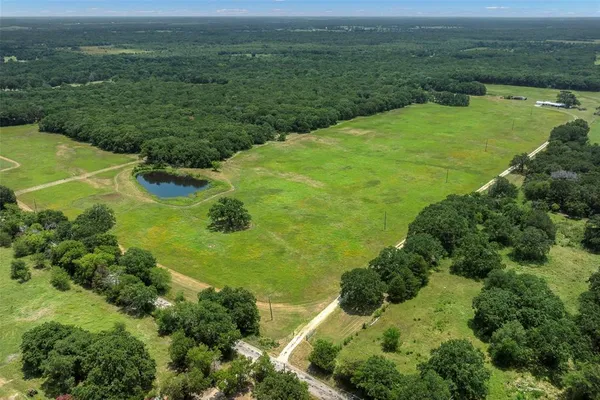 $975,000 | 9830 County Road 4028, Kemp, TX 75143