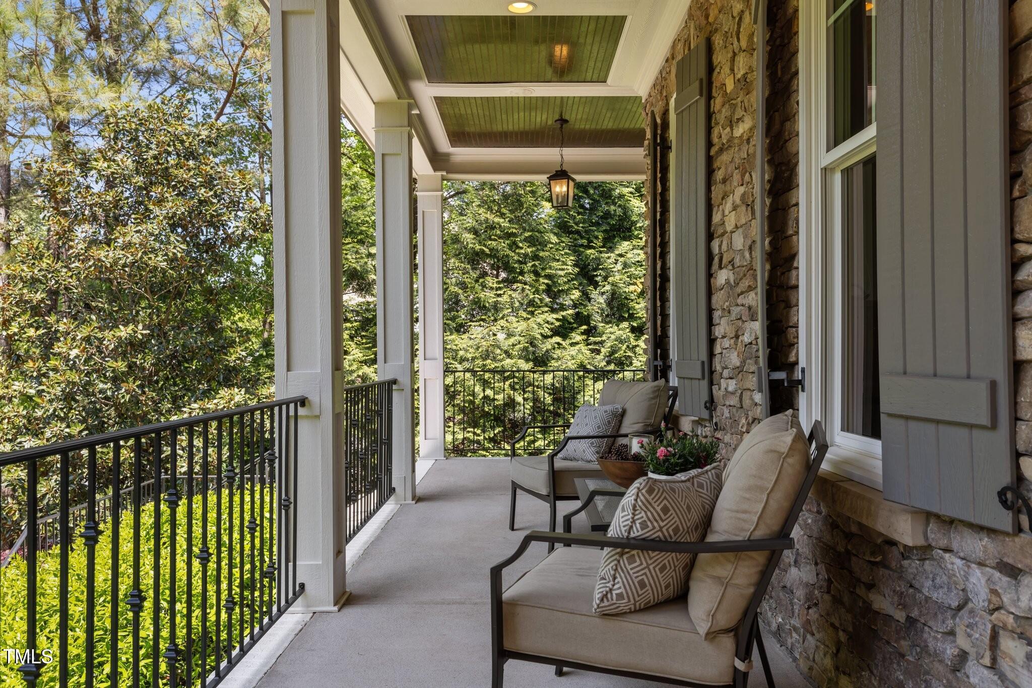 3913 Orchard Point Court Apex, NC 27539 - Photo 4 of 55 photo_004