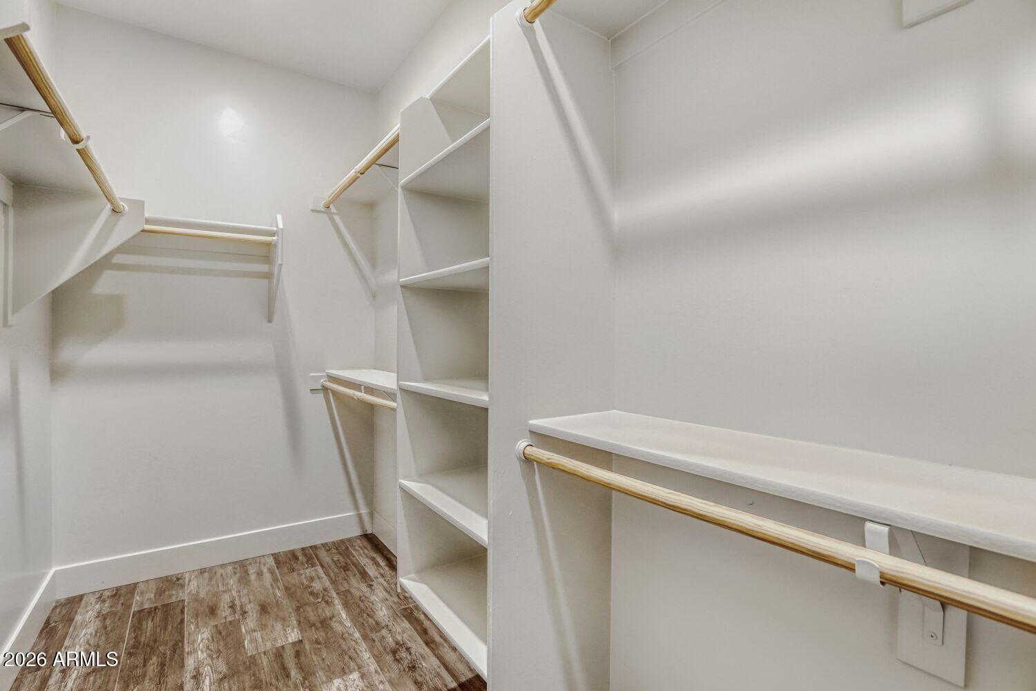 1005 East Weldon Avenue Phoenix, AZ 85014 - Photo 18 of 33 Primary Walk In Closet