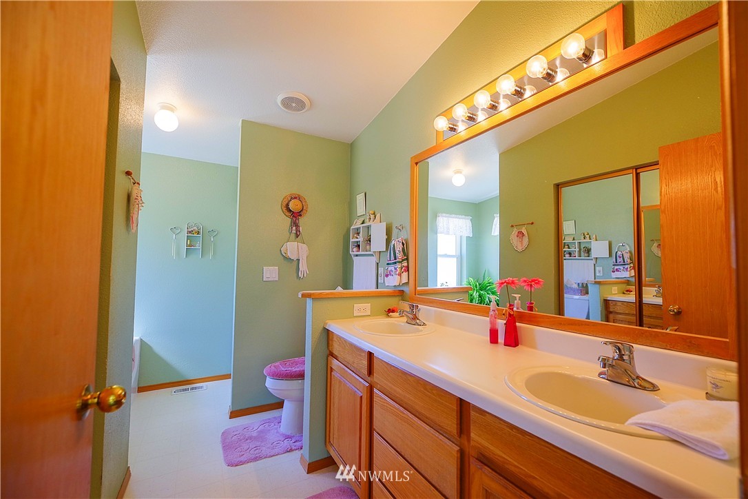 6080 Red Bridge Road Cle Elum, WA 98922 - Photo 12 of 23 Gallery Image 12