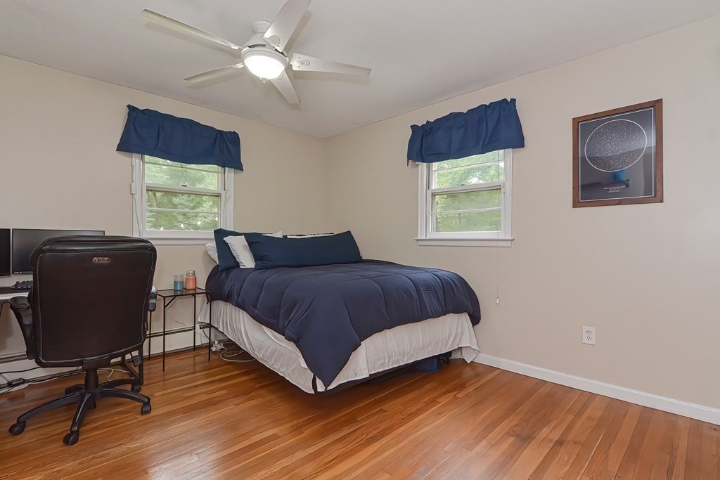 32 Colonial Road Sutton, MA 01590 - Photo 21 of 42 Gallery Image 21