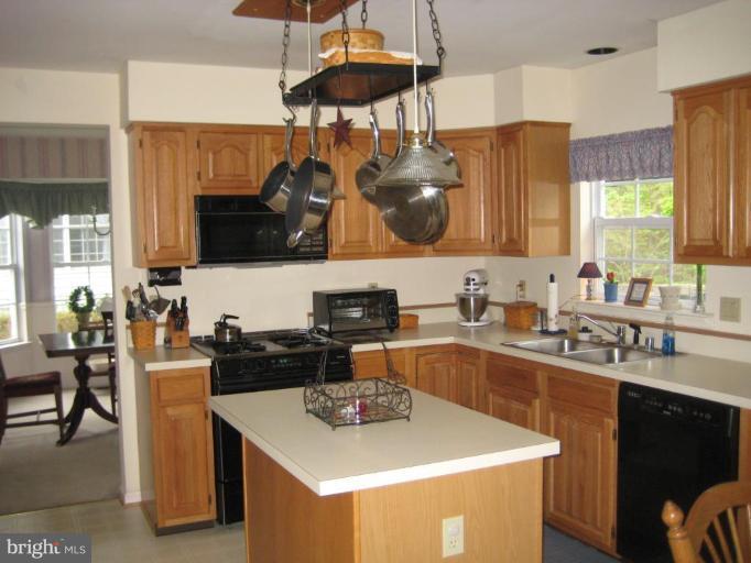 3122 Peverly Run Road Abingdon, MD 21009 - Photo 4 of 14 Kitchen