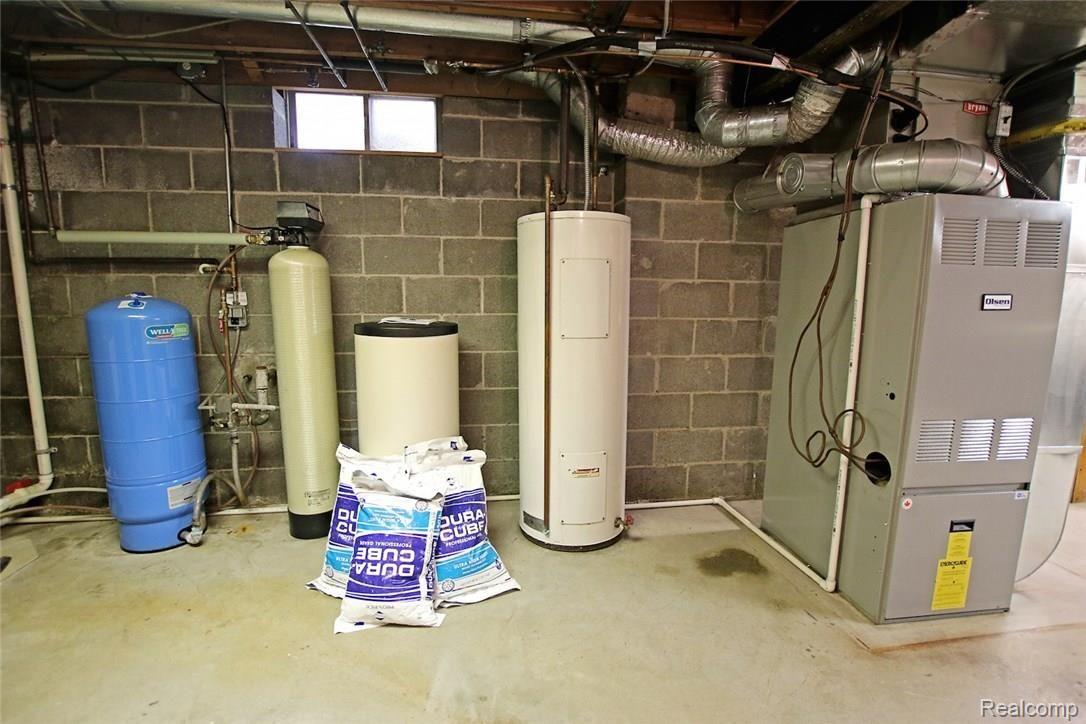 3900 Allen Road Ortonville, MI 48462 - Photo 43 of 55 43) Lower Level Utility Room.jpg