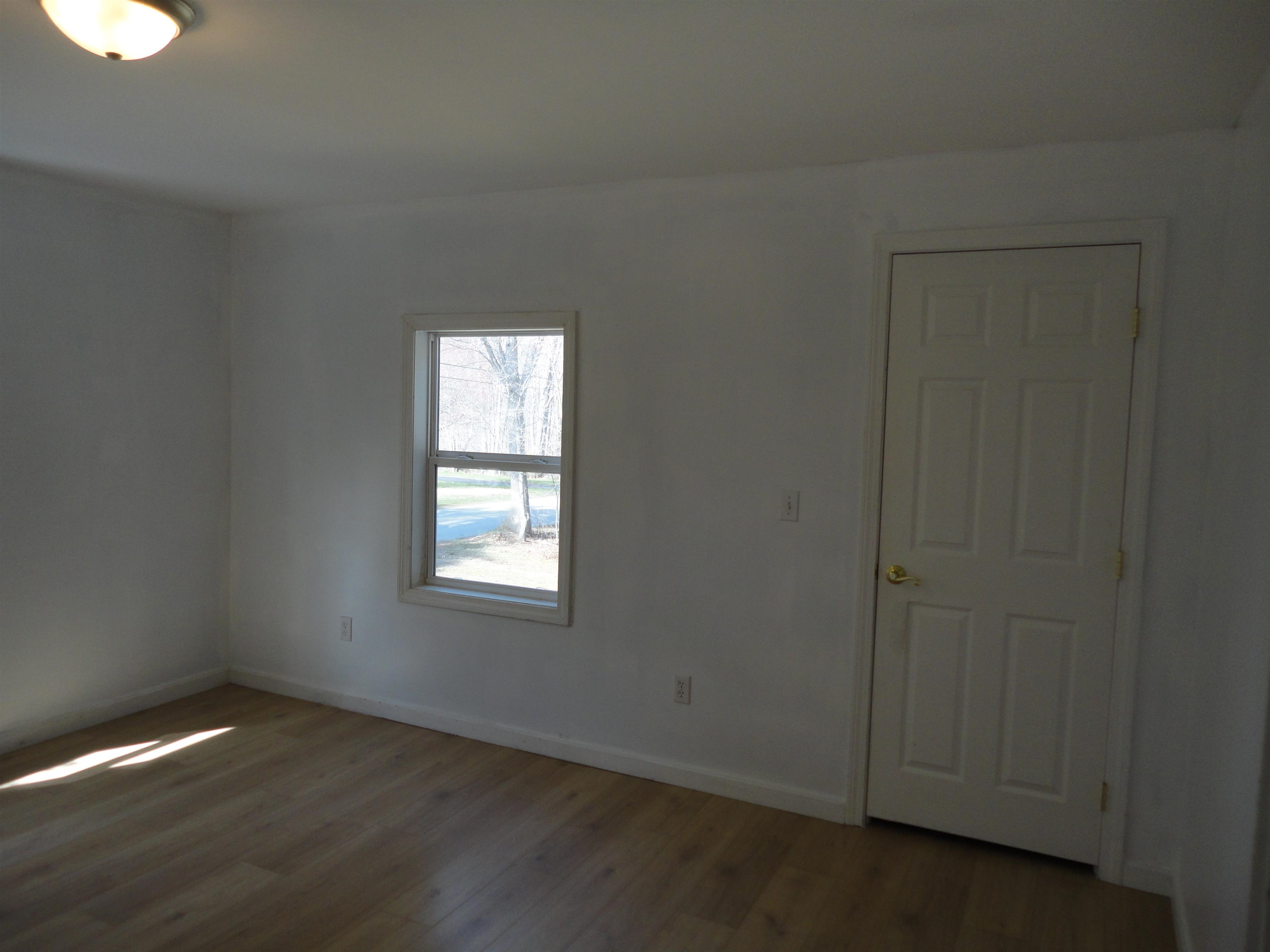 13 Hall Road Londonderry, NH 03053 - Photo 13 of 33 Gallery Image 13