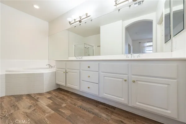 $5,500 | 12 Three Rivers, Irvine, CA 92602
