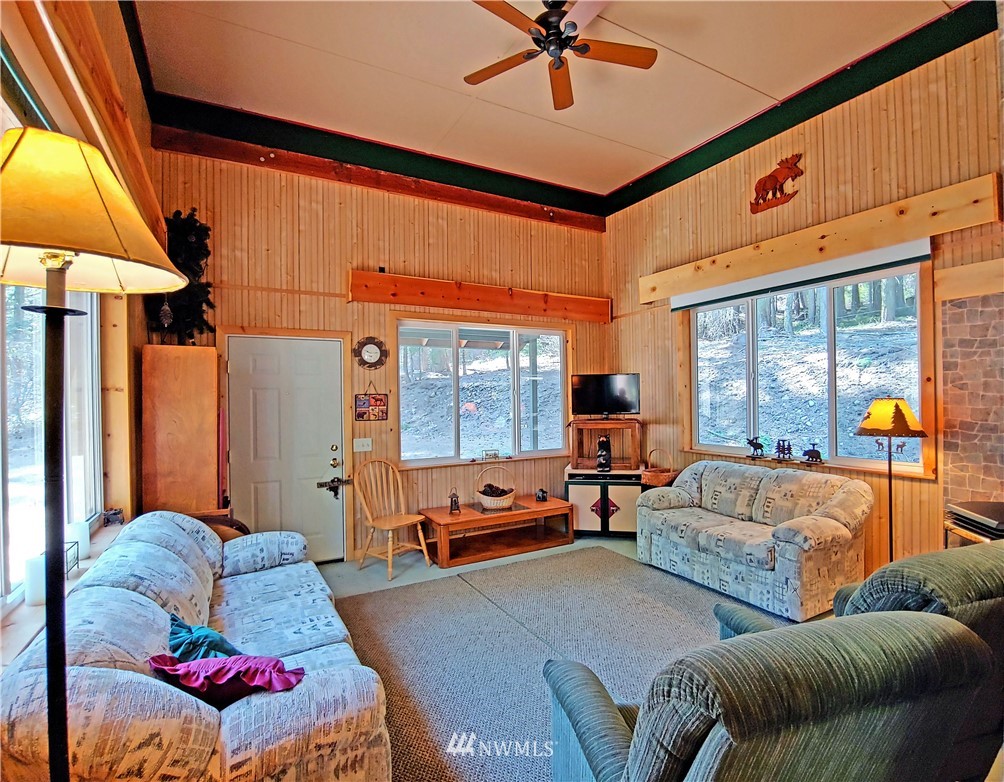 1331 Alice Road Cle Elum, WA 98922 - Photo 6 of 34 Gallery Image 6